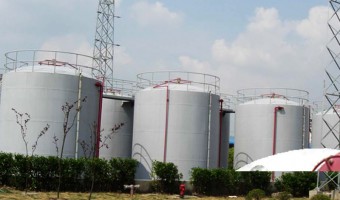 君子兰集团的产品罐，原料罐